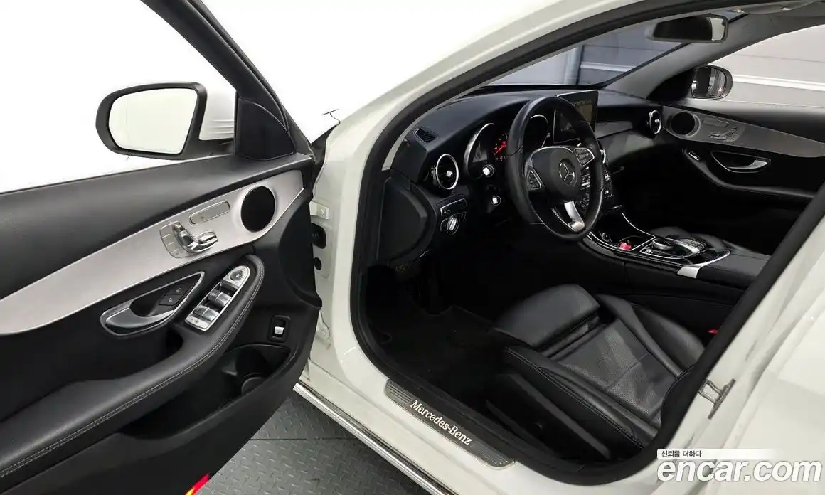 Mercedes-Benz C-Class 2017 2.0 гидро в Москве № 2054383, фото 13