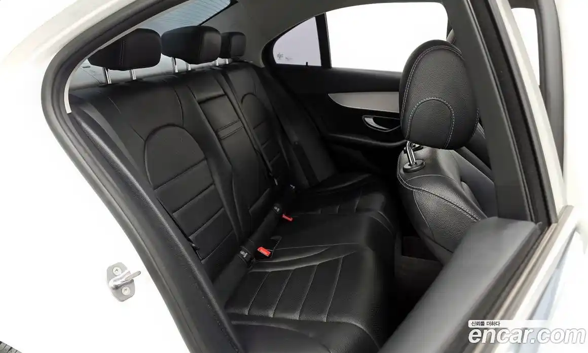Mercedes-Benz C-Class 2017 2.0 гидро в Москве № 2054383, фото 17
