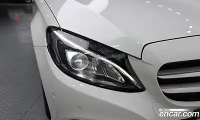 Mercedes-Benz C-Class 2017 2.0 гидро в Москве № 2054383, миниатюра 8
