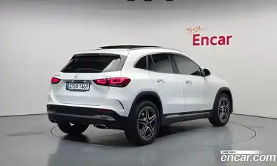 Mercedes-Benz GLA-Class 2021 2.0 гидро в Москве № 2054396, миниатюра 2