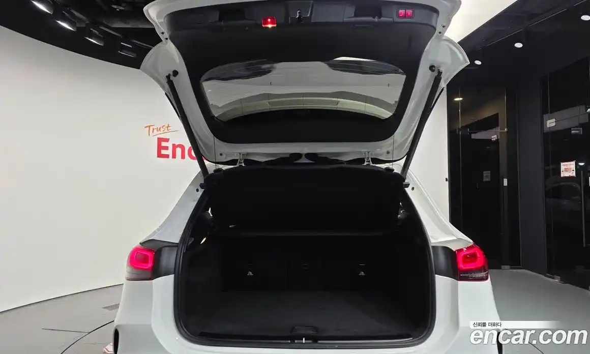 Mercedes-Benz GLA-Class 2021 2.0 гидро в Москве № 2054396, фото 26
