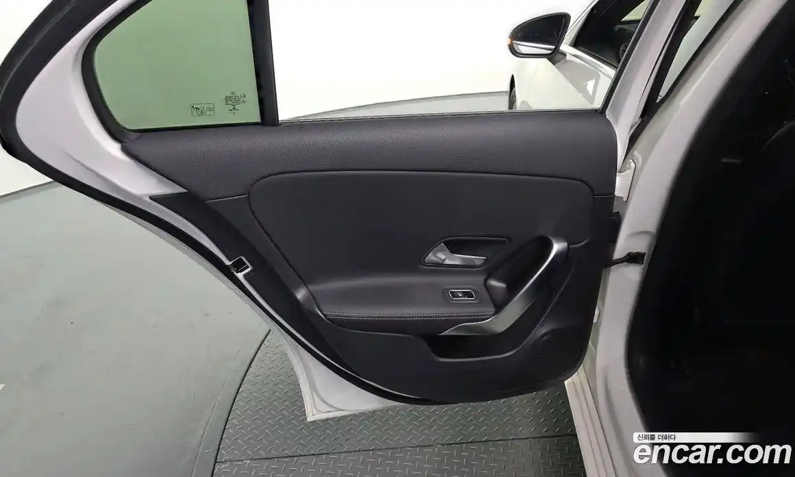 Mercedes-Benz A-Class 2021 2.0 гидро в Москве № 2054463, фото 15