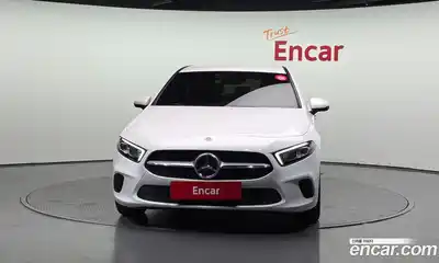 Mercedes-Benz A-Class 2021 2.0 гидро в Москве № 2054463, миниатюра 3