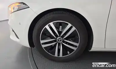 Mercedes-Benz A-Class 2021 2.0 гидро в Москве № 2054463, миниатюра 5