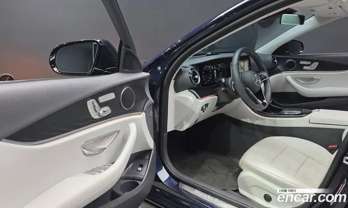 Mercedes-Benz E-Class 2022 2.0 гидро в Москве № 2054524, фото 13