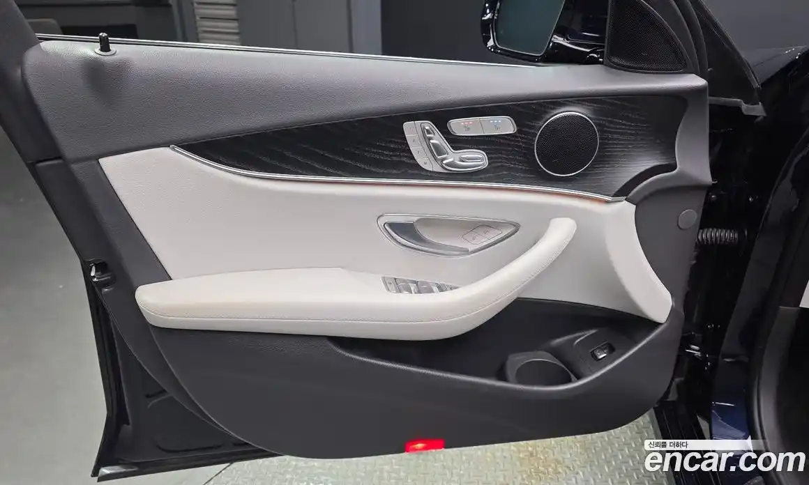 Mercedes-Benz E-Class 2022 2.0 гидро в Москве № 2054524, фото 14