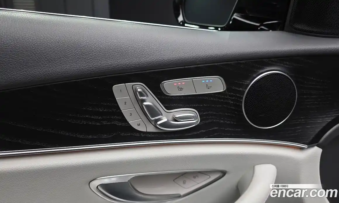 Mercedes-Benz E-Class 2022 2.0 гидро в Москве № 2054524, фото 23