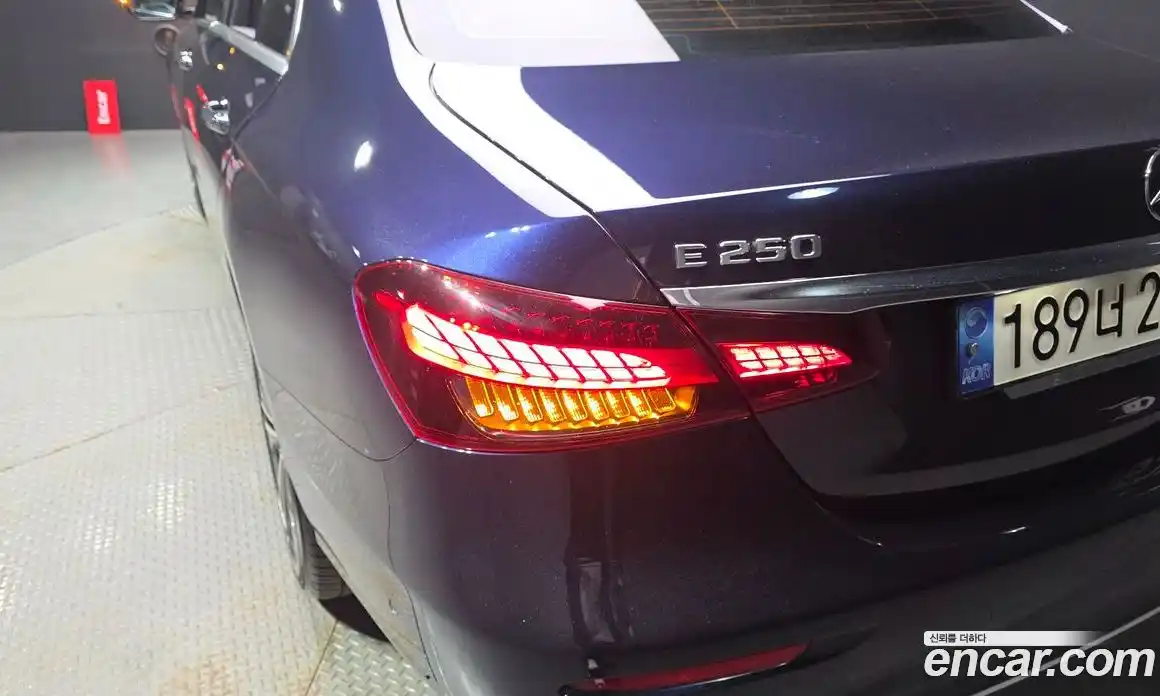 Mercedes-Benz E-Class 2022 2.0 гидро в Москве № 2054524, фото 9