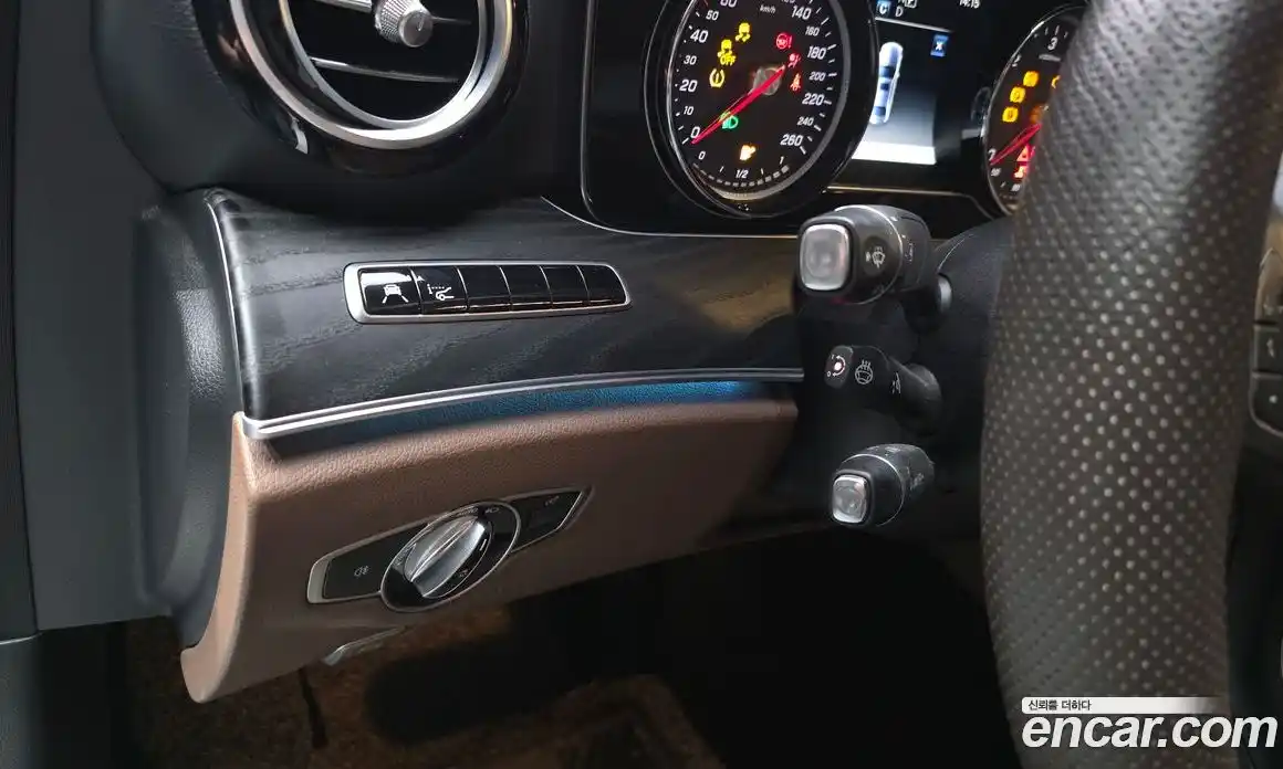 Mercedes-Benz E-Class 2017 1.9 гидро в Москве № 2054569, фото 27