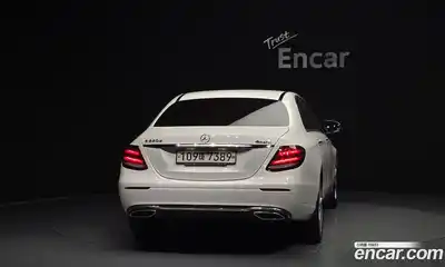 Mercedes-Benz E-Class 2017 1.9 гидро в Москве № 2054569, миниатюра 4