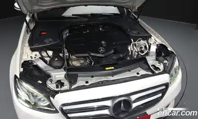 Mercedes-Benz E-Class 2017 1.9 гидро в Москве № 2054569, миниатюра 6