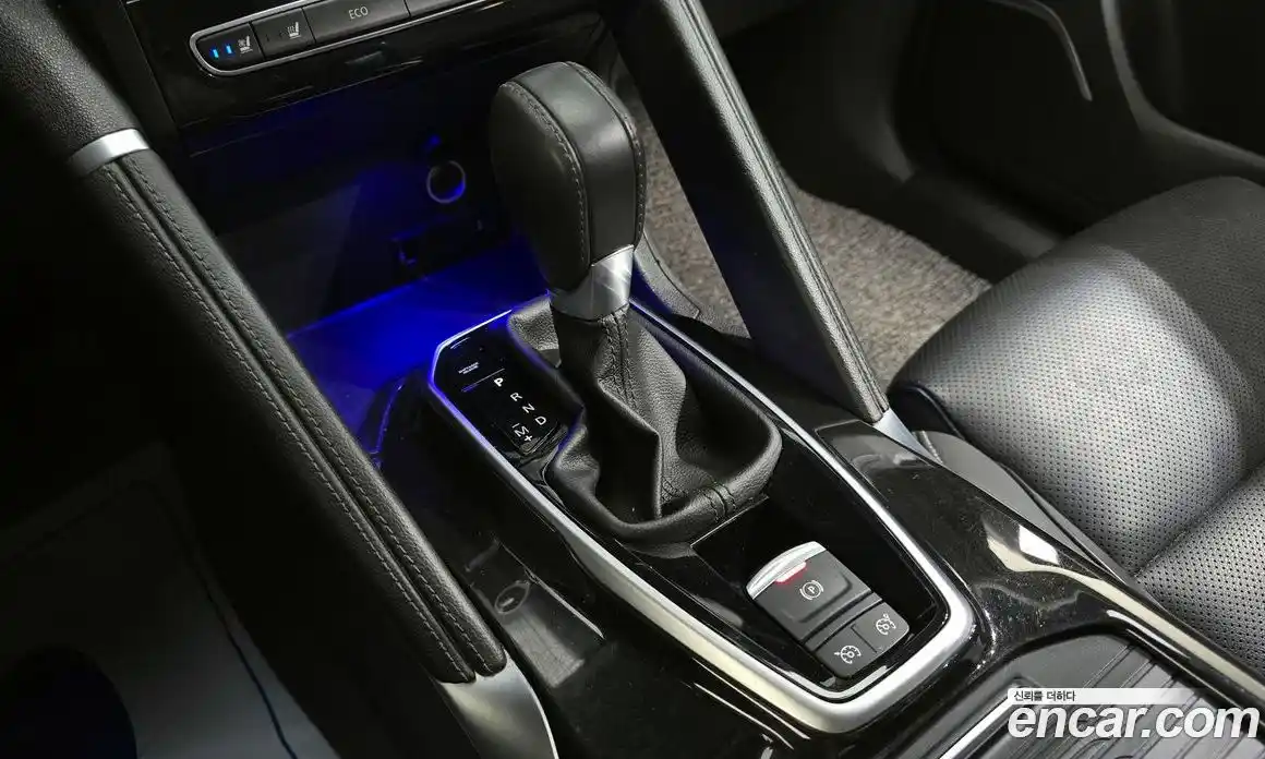 Renault QM6 2021 2.0 гидро в Москве № 2055029, фото 9