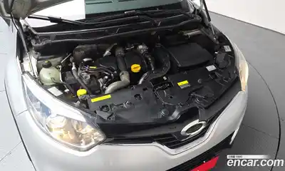 Renault QM3 2015 1.5 гидро в Москве № 2055383, миниатюра 6