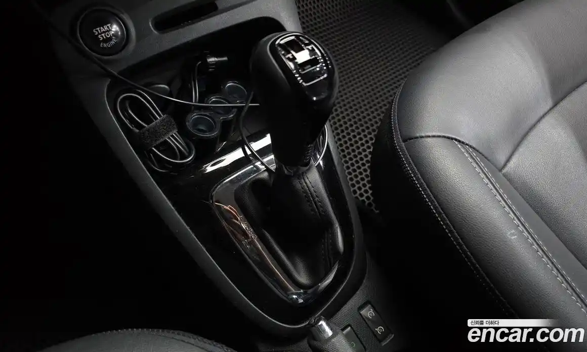 Renault QM3 2015 1.5 гидро в Москве № 2055383, фото 9