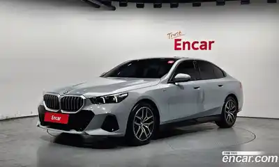 BMW 5-Series, 2024