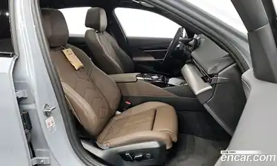BMW 5-Series 2024 2.0 гидро в Москве № 2056340, миниатюра 11