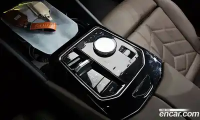 BMW 5-Series 2024 2.0 гидро в Москве № 2056340, миниатюра 9