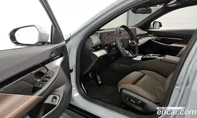 BMW 5-Series 2024 2.0 гидро в Москве № 2056340, миниатюра 10
