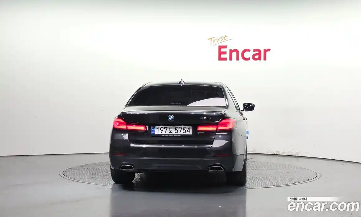 BMW 5-Series 2023 2.0 гидро в Москве № 2056639, фото 4