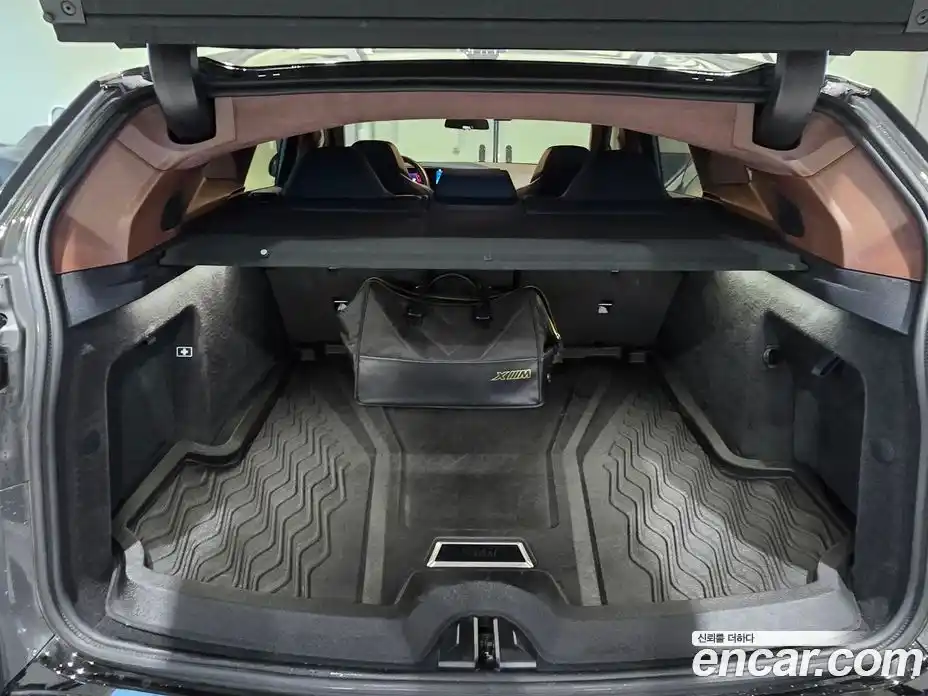 BMW XM 2023 4.4 гидро в Москве № 2056665, фото 15
