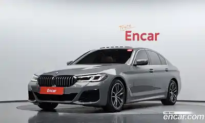BMW 5-Series, 2022