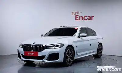 BMW 5-Series, 2022