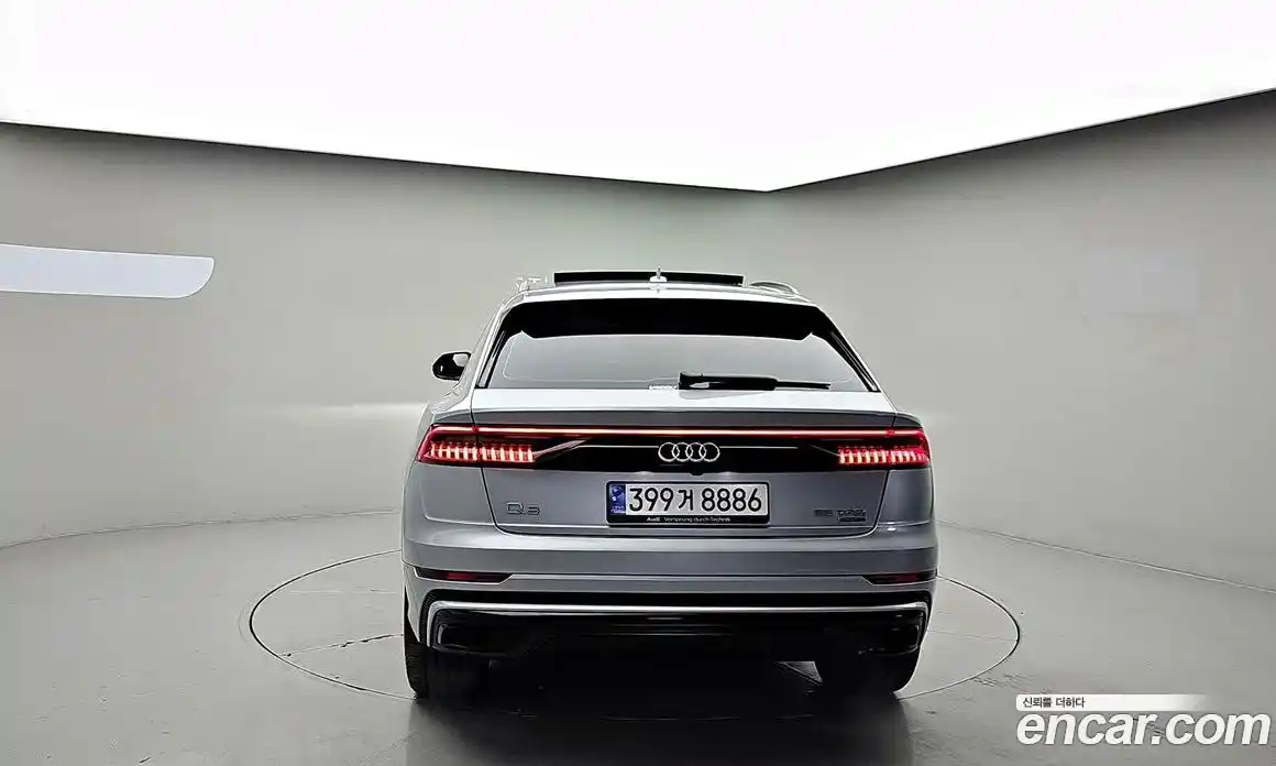 Audi Q8 2021 3.0 гидро в Москве № 2057686, фото 4