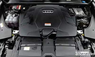 Audi Q8 2021 3.0 гидро в Москве № 2057686, миниатюра 6