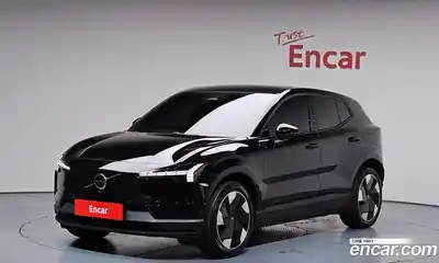 Volvo EX30, 2025