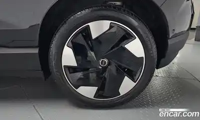 Volvo EX30 2025 0.2 гидро в Москве № 2057846, миниатюра 7