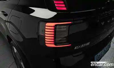 Volvo EX30 2025 0.2 гидро в Москве № 2057846, миниатюра 9
