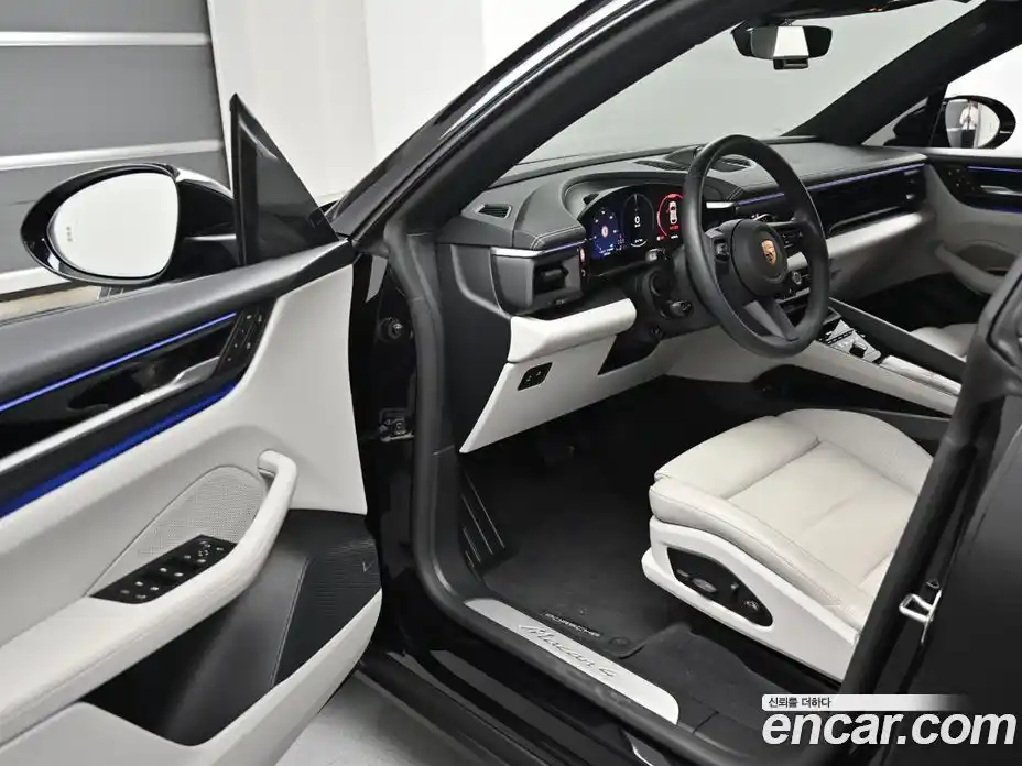 Porsche Macan 2025 гидро в Москве № 2058571, фото 11
