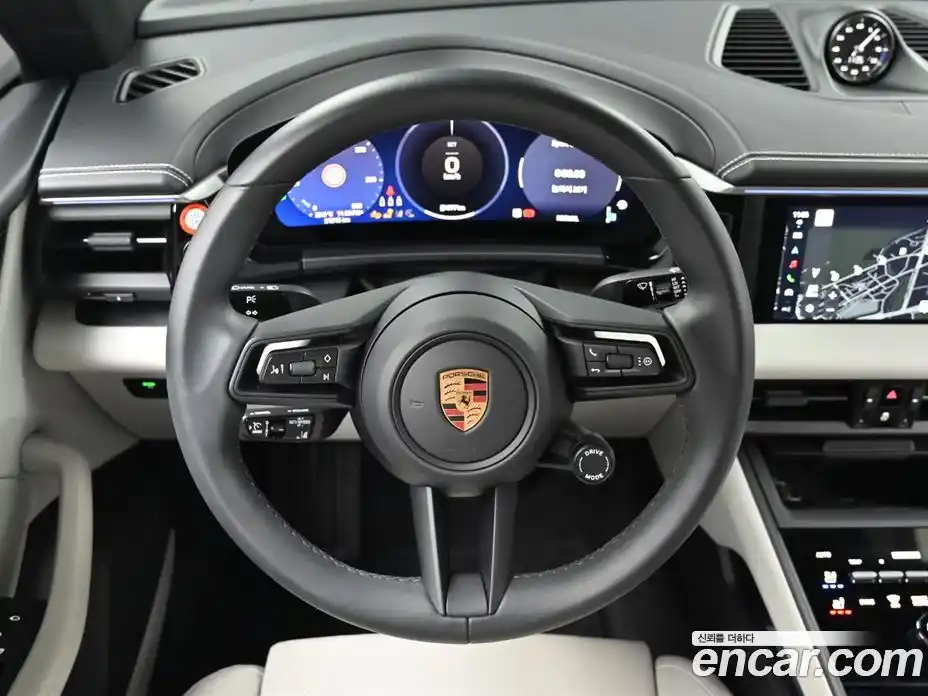 Porsche Macan 2025 гидро в Москве № 2058571, фото 13