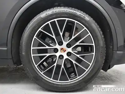 Porsche Macan 2025 гидро в Москве № 2058571, миниатюра 5