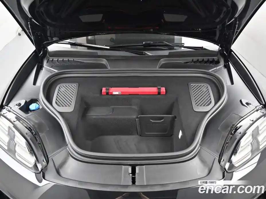 Porsche Macan 2025 гидро в Москве № 2058571, фото 6