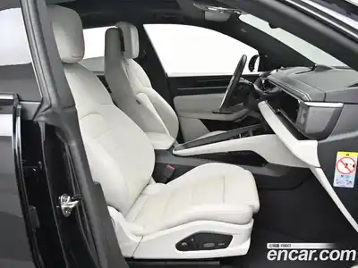 Porsche Macan 2025 гидро в Москве № 2058571, миниатюра 10