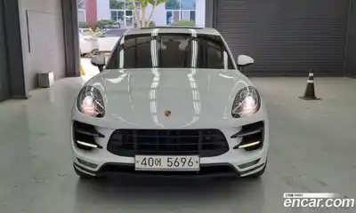 Porsche Macan, 2014