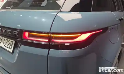 Land Rover Range-Rover Evoque 2024 2.0 гидро в Москве № 2058765, миниатюра 9