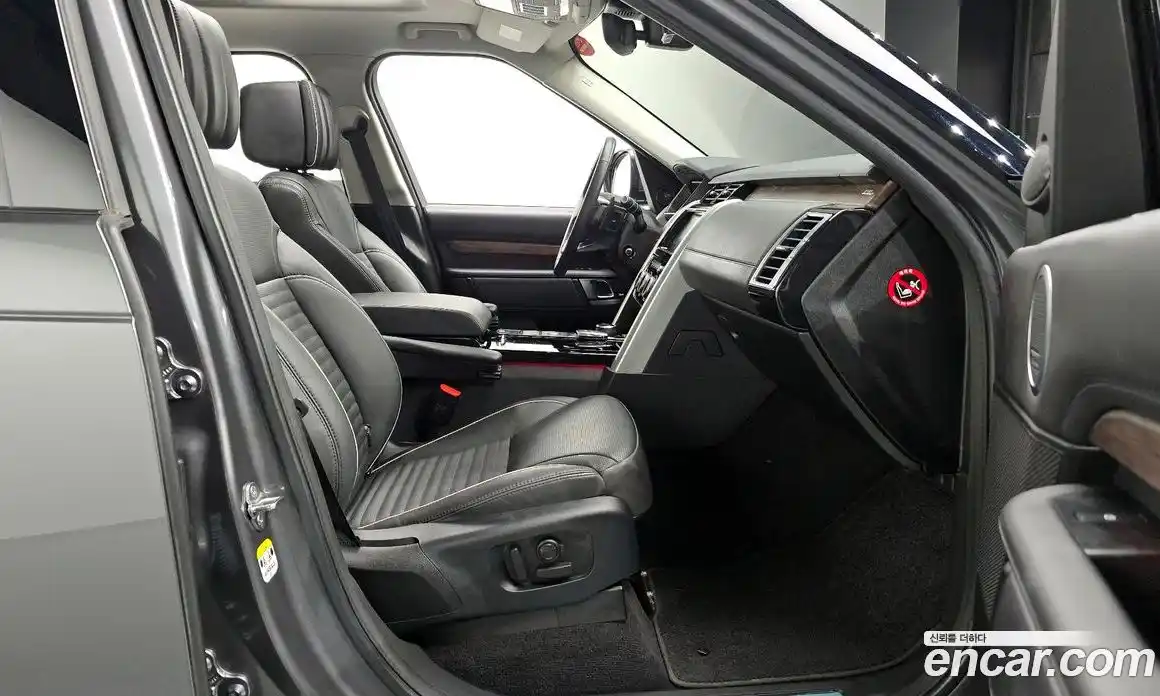 Land Rover Discovery 2018 3.0 гидро в Москве № 2058773, фото 16