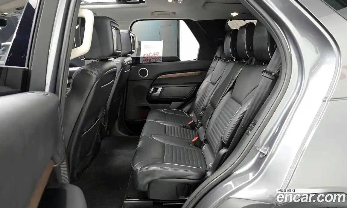 Land Rover Discovery 2018 3.0 гидро в Москве № 2058773, фото 18