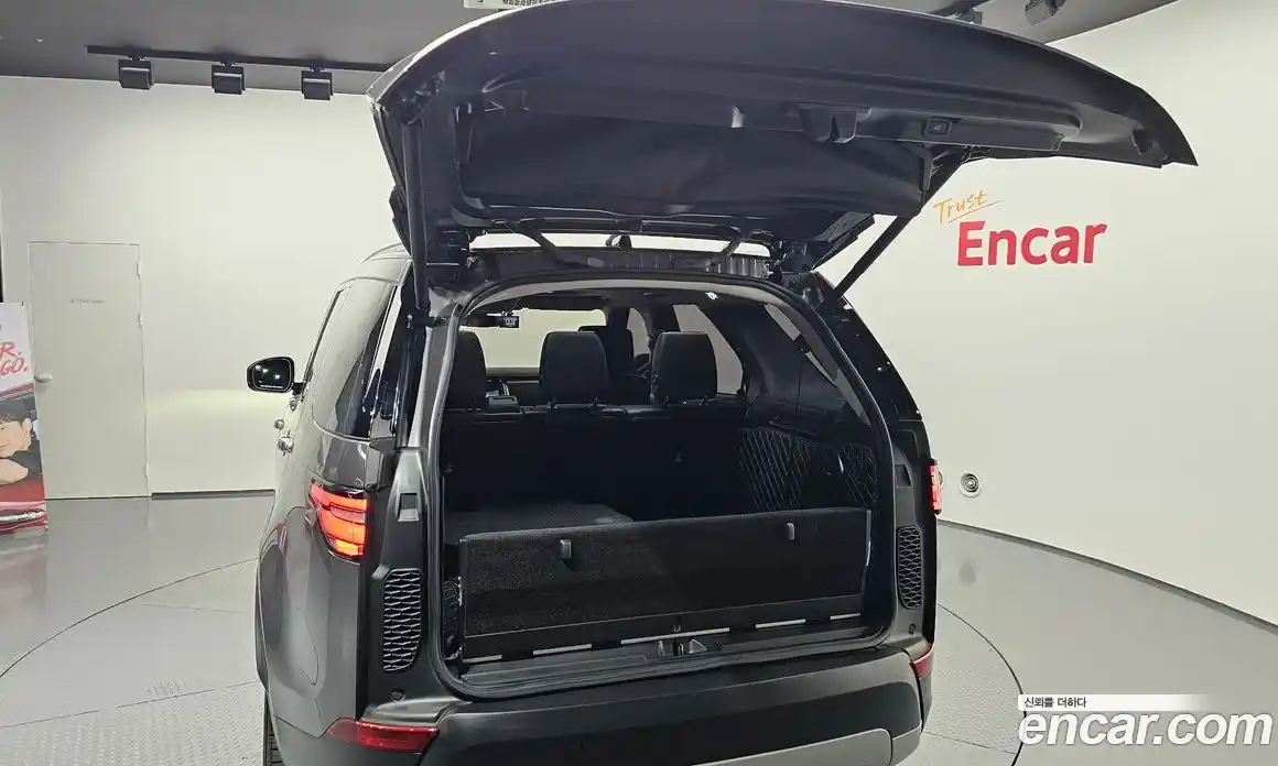 Land Rover Discovery 2018 3.0 гидро в Москве № 2058773, фото 26