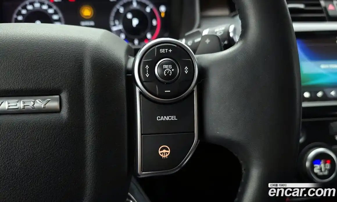 Land Rover Discovery 2018 3.0 гидро в Москве № 2058773, фото 31