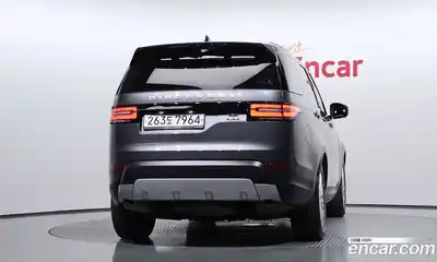 Land Rover Discovery 2018 3.0 гидро в Москве № 2058773, миниатюра 4