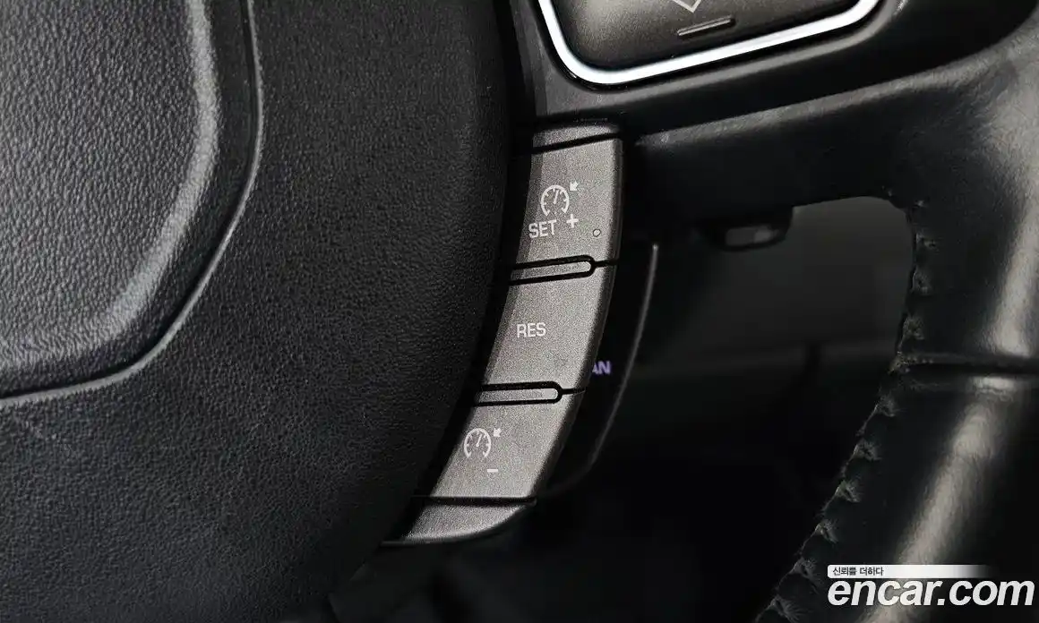 Land Rover Range-Rover Evoque 2016 2.0 гидро в Москве № 2058953, фото 36