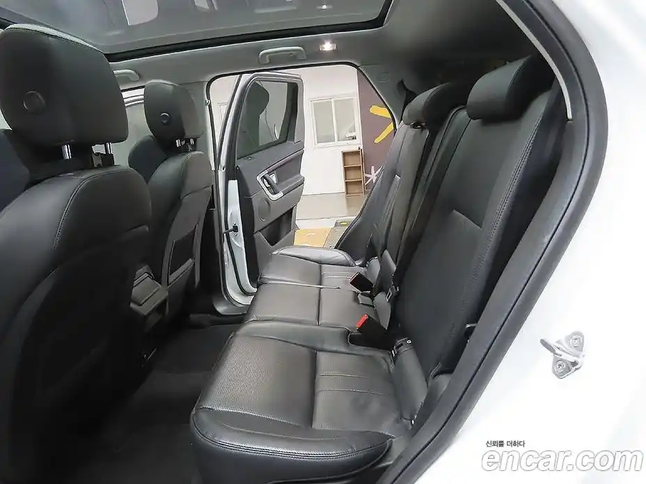 Land Rover Discovery Sport 2019 2.0 гидро в Москве № 2059101, фото 12
