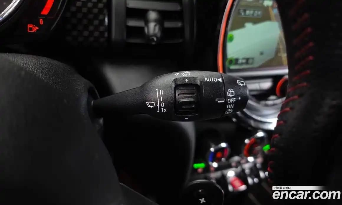 Mini Cooper 2018 2.0 гидро в Москве № 2059428, фото 16