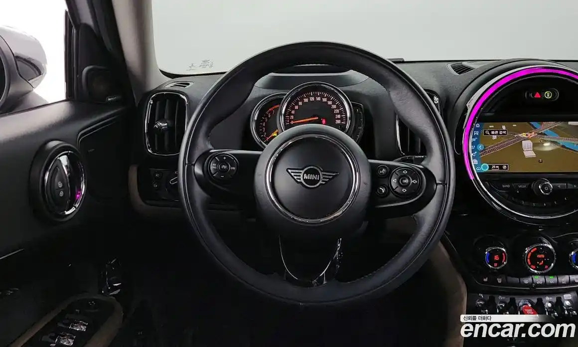 Mini Countryman 2020 1.5 гидро в Москве № 2059463, фото 19
