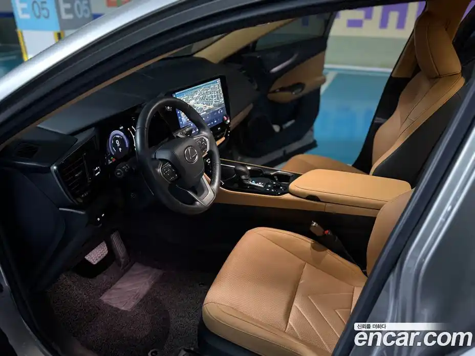 Lexus NX 2024 2.5 гидро в Москве № 2060032, фото 13