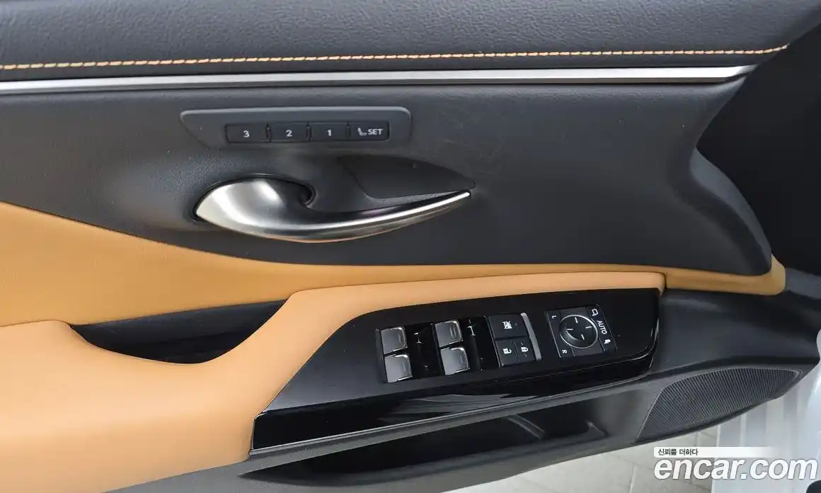 Lexus ES 2022 2.5 гидро в Москве № 2060096, фото 26