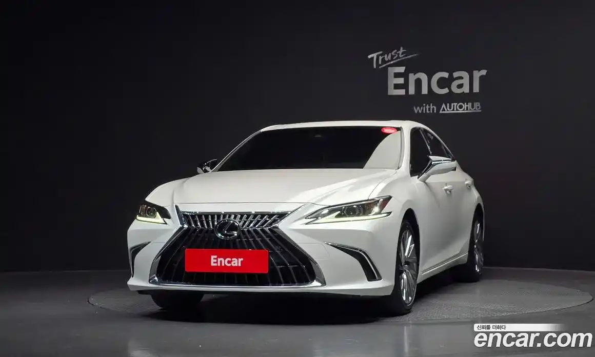 Lexus ES 2022 2.5 гидро в Москве № 2060096, фото 3